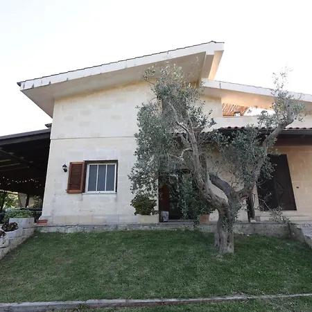 مزرعة للإقامة Pietragrande *