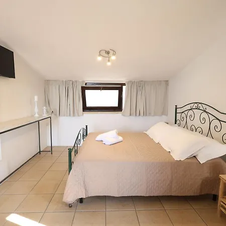 Κατάλυμα σε φάρμα Pietragrande *